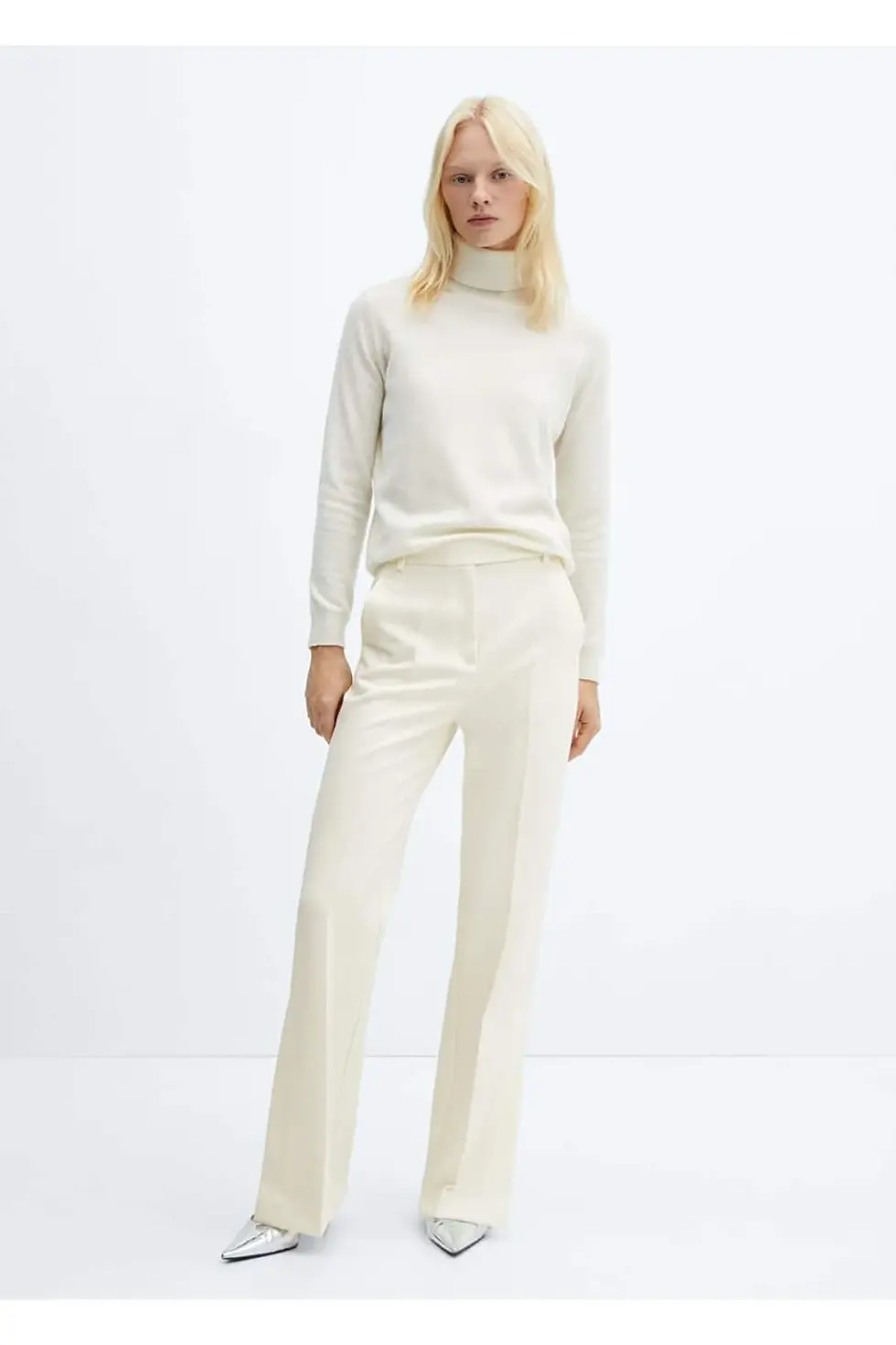 Thumbnail: Mango Yırtmaç detaylı düz kesim pantolon