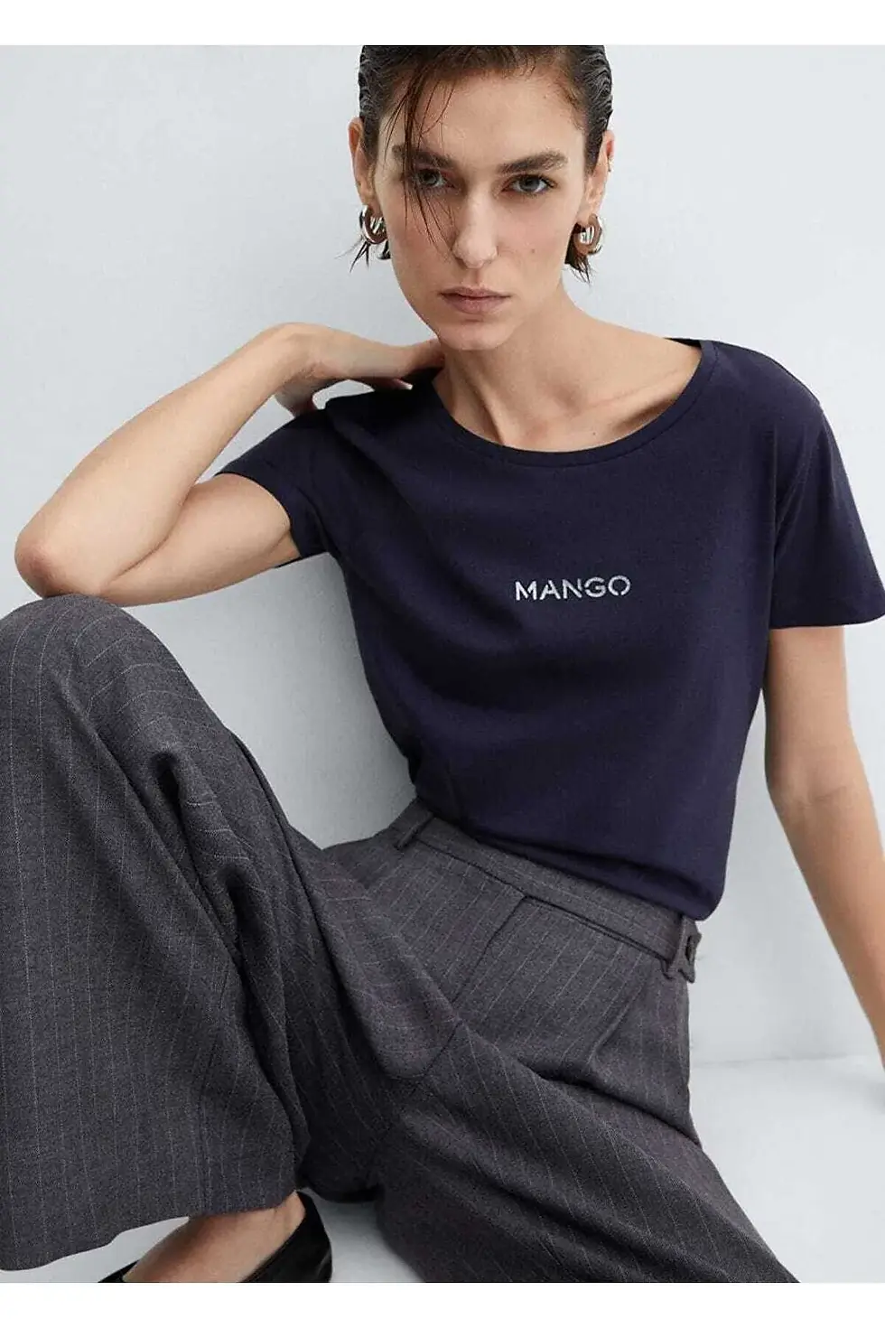 Thumbnail: MANGO Pamuklu logolu tişört