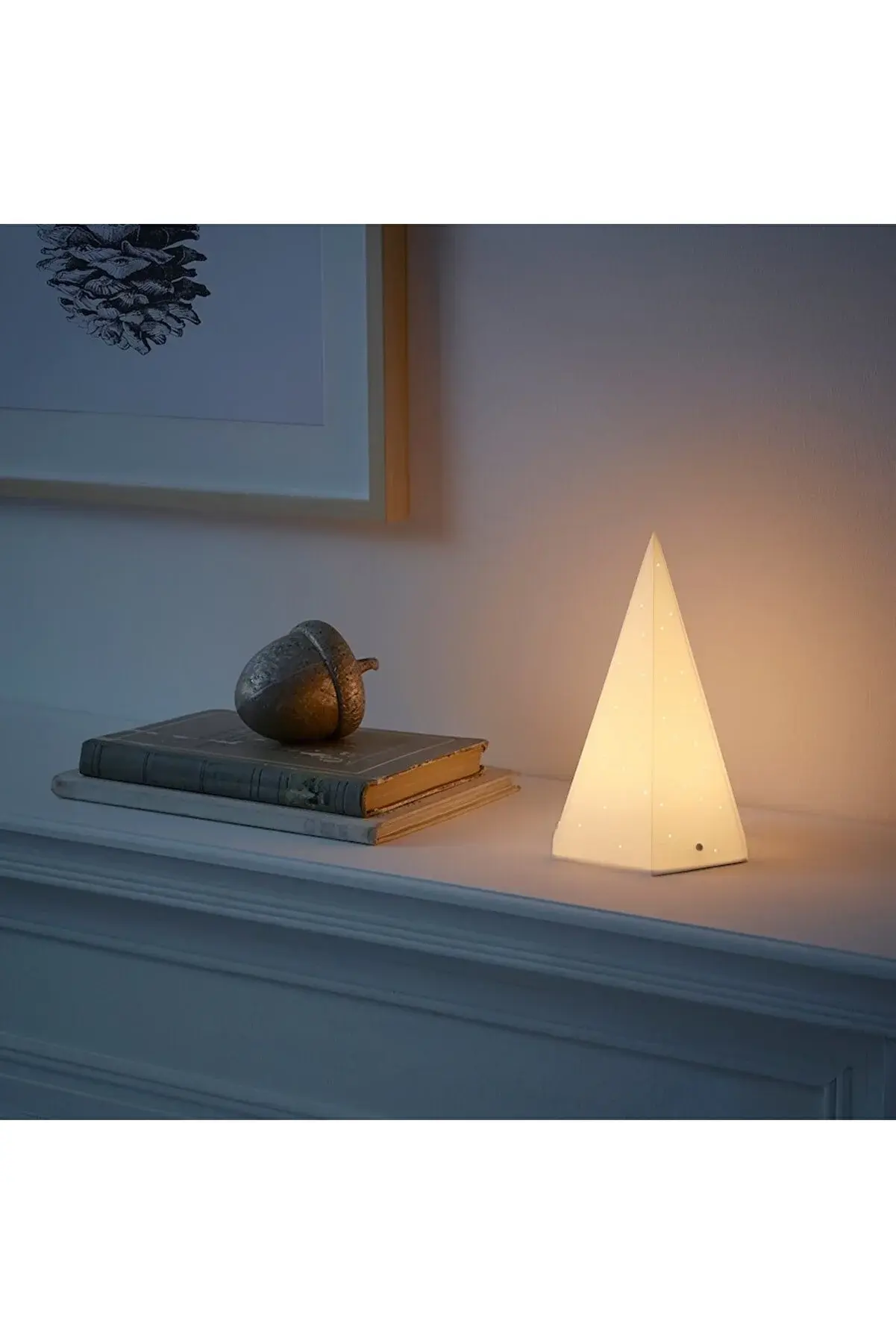 IKEA STRALA 20 cm Piramit Pilli ıOtomatik Zamanlayıcılı Led Dekoratif Masa ve Ge