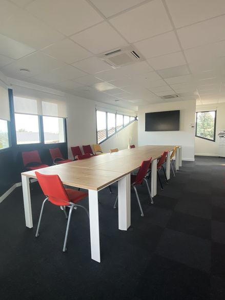 Pose de sols
Peinture sur toile de verre