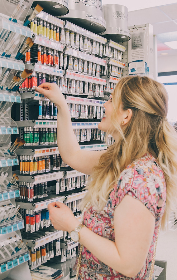 pattengalephotography_chloe_lifestyle_englishteapaperie_richmondva_designerseries_artist-7