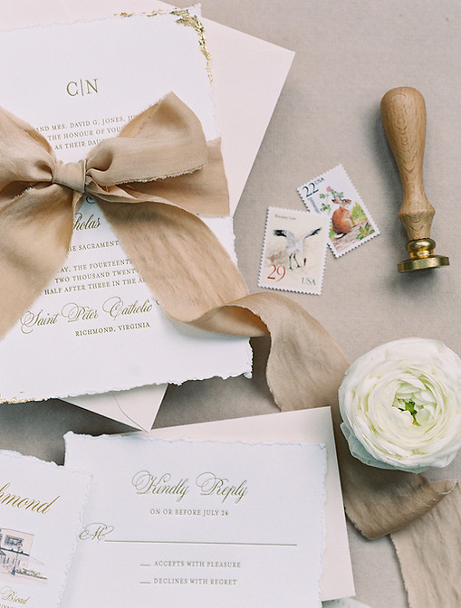 Elegant wedding invitation
