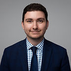050625_MaxGeschwind_Headshot001.jpg