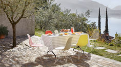 Vitra Eames Plastic Side Chair RE DSR