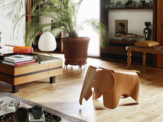 Vitra Eames Elephant plywood