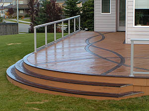 5 Custom Features to Consider When Designing your Deck