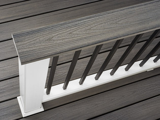 3 Reasons you Should Resurface your Aging Wood Deck with Composite Deck Boards