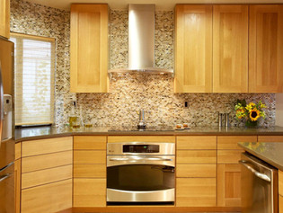 Pros & Cons of 5 Kitchen Backsplash Options Trending in 2020