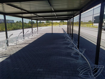 Op maat gemaakte fietsenstallingen voor scholen