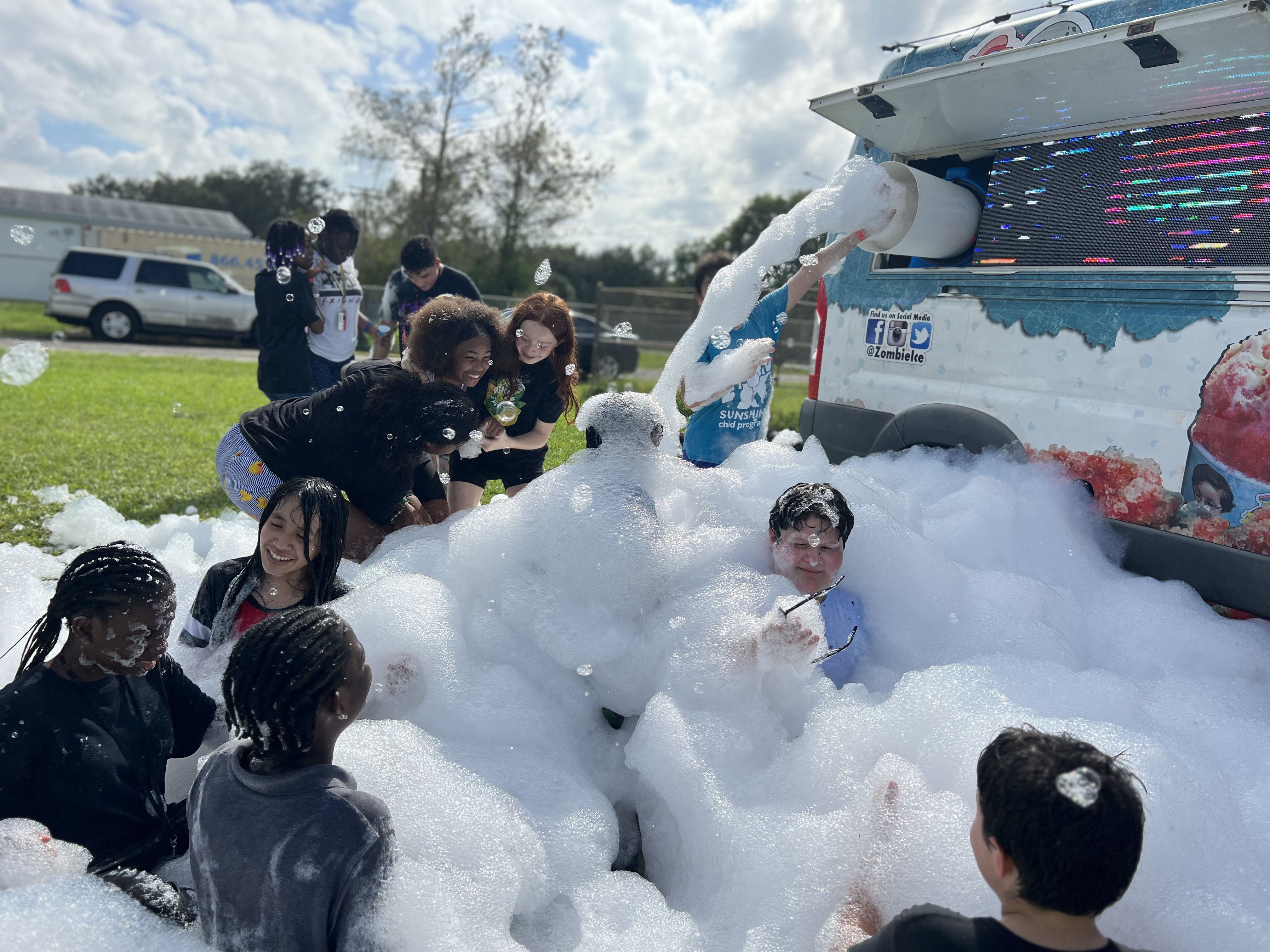 kids playing on the foam,