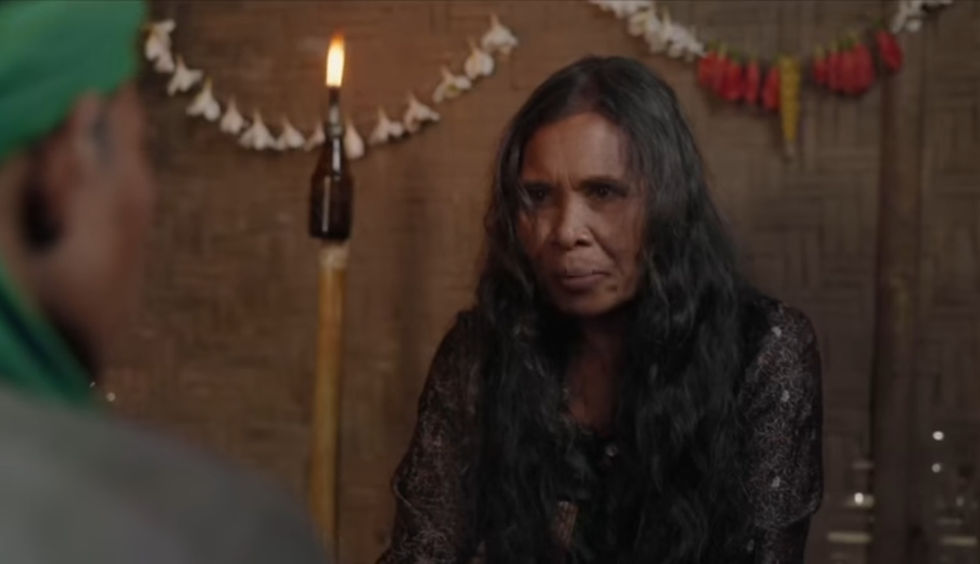 Poto Istimewa : Inaq Munasih, Dukun dalam film BEBADONG.
