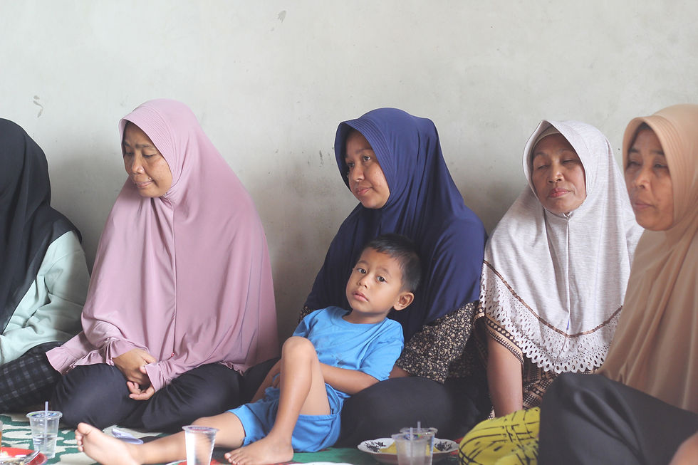 Poto Istimewa : Kegiatan di Desa Dampingan ADBMI Foundatioan yang menyentuh keluarga PMI.