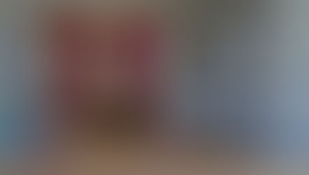 הדלתות הפתוחות של איריס גבאי - צור הדסה