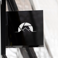 MOCKUP 01.png