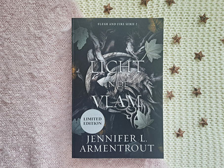 Flesh and Fire 2 - Licht in de vlam - Jennifer L. Armentrout