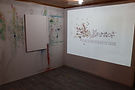 projectie Kleurstof logo in atelier