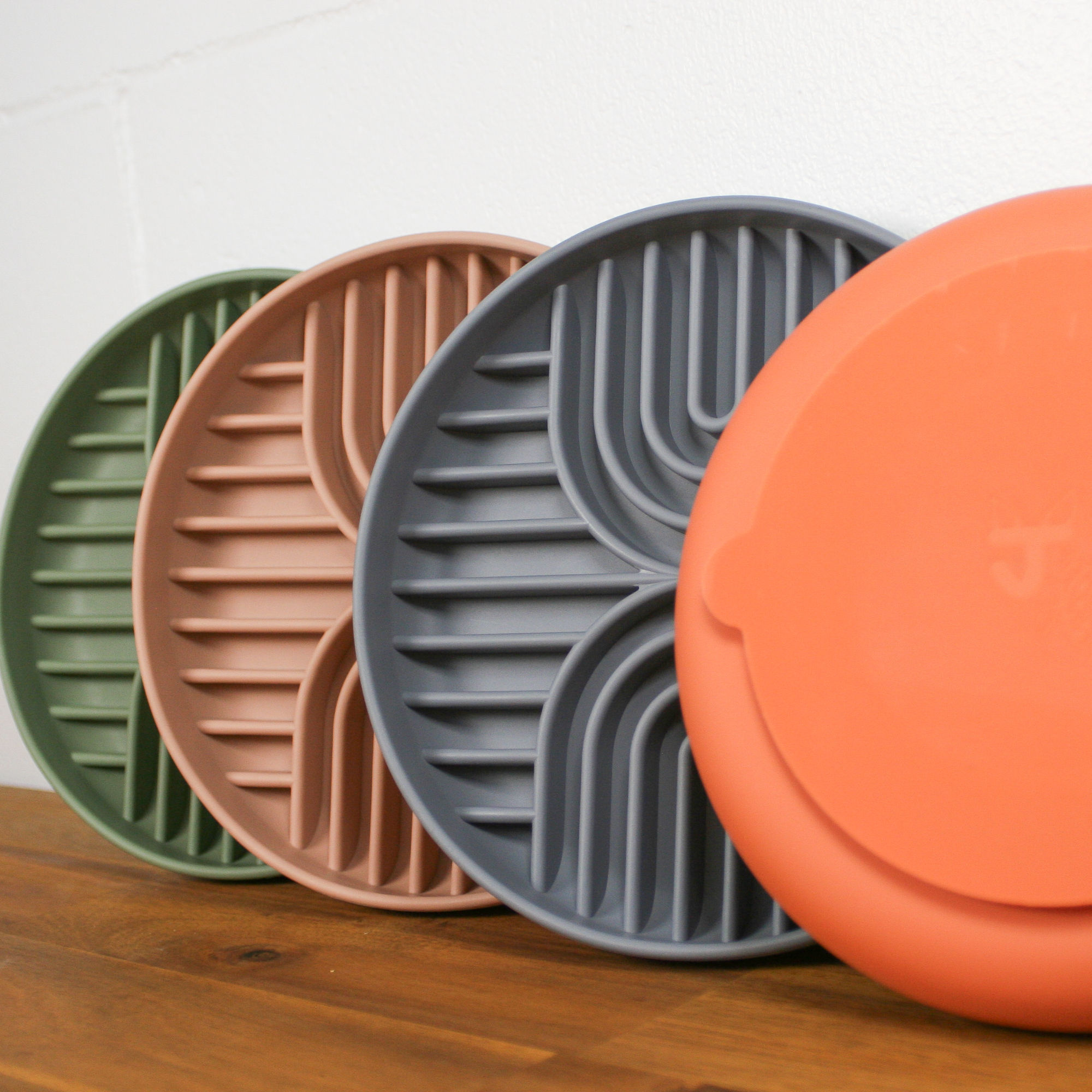 Double Trouble slow feeder bowl