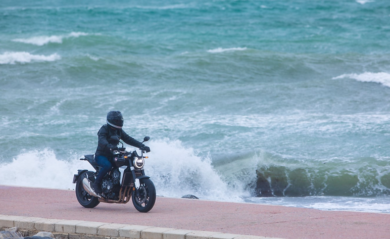 Location moto à caen Normandie