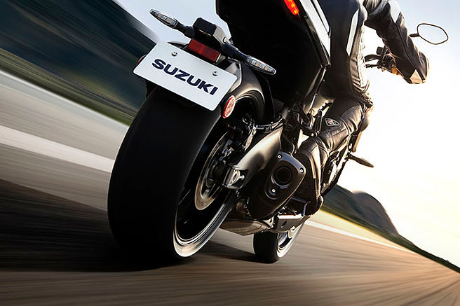 lacation moto suzuki.jpg