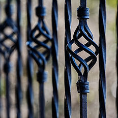 vallas de metal decorativas