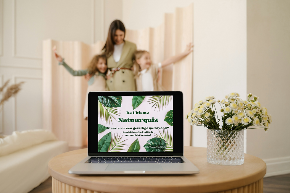 Moeder en twee dochters achter scherm