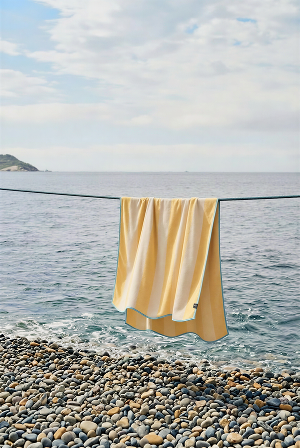 260604-083209-make_the_trim_on_the_towel_light_blue_#5ea8c1._mak.png