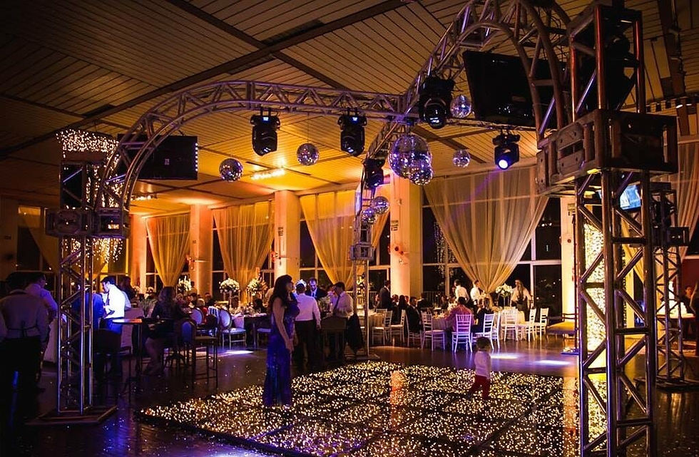 locaco-pistas-de-led-festas-casamentos-infinity-piso-paris-D_NQ_NP_713044-MLB26773419484_022018-F