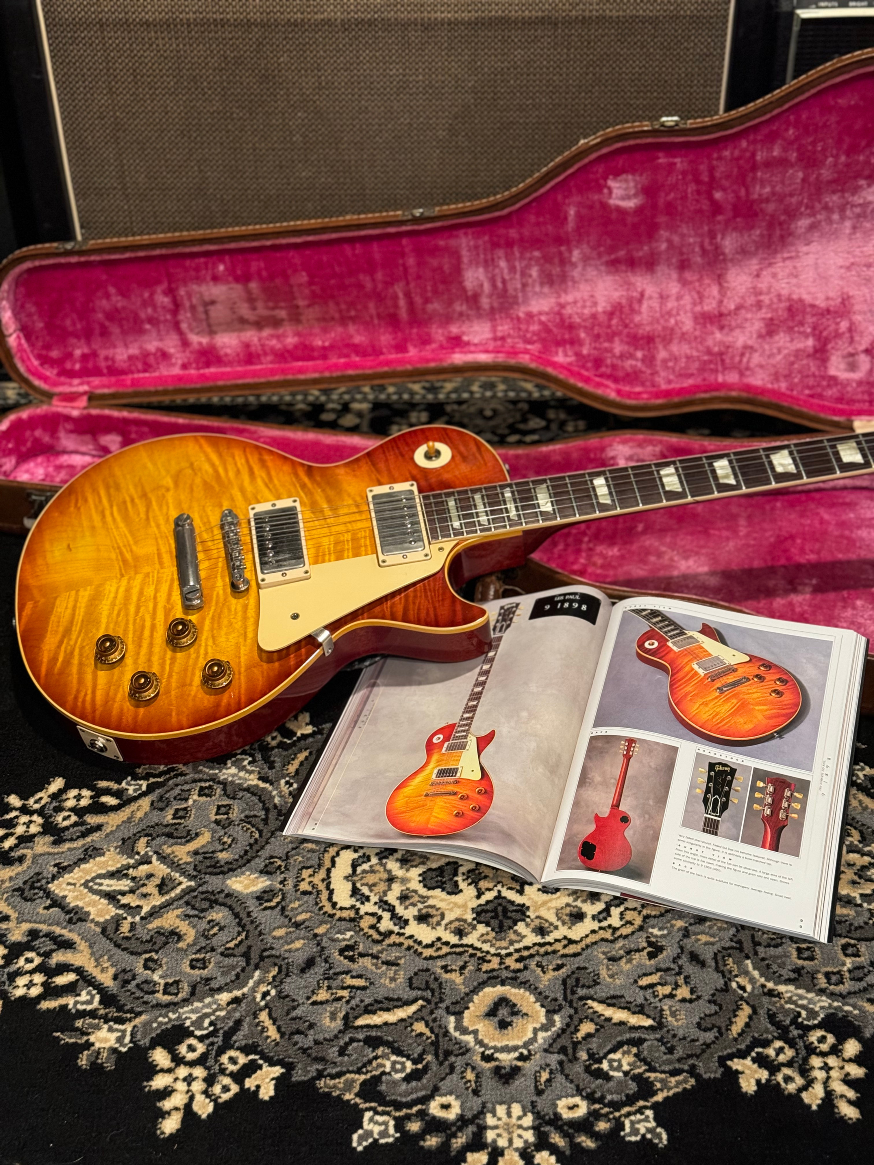 www.blackmagicguitars.com
