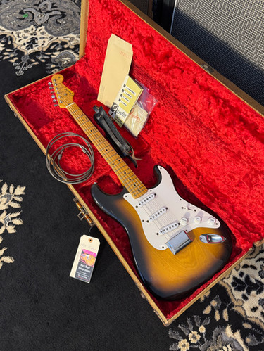 ギター akashic records  stratocaster 1954 ギター akashic records stratocaster 1954 FIRST YEAR 1954 Fender