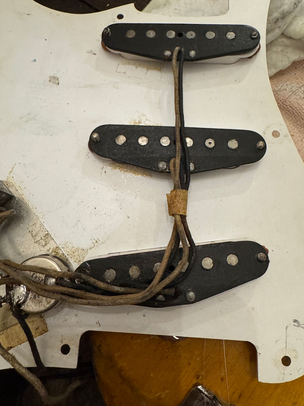 Thumbnail: 1955 Fender Stratocaster