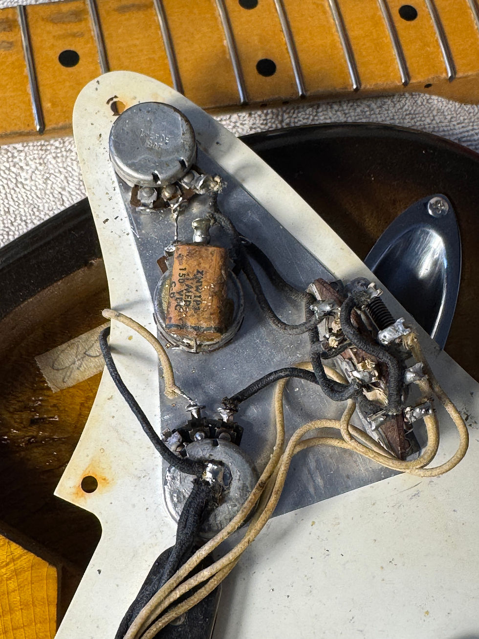 Thumbnail: 1954 Fender Stratocaster