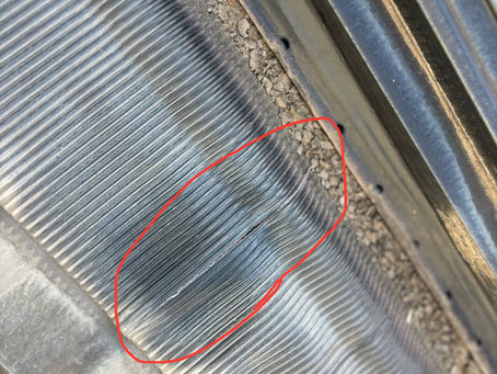 【和歌山市】天窓からの雨漏り原因と修理方法|現地調査から施工まで