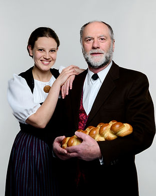 Tagesfahrten mit dem Reisecar; Plauschfährtli in der Schweiz; Carfahrt in der Schweiz; Musical; Furka Dampfbahn; Nadelwelt; Patchwork; Unterwegs mit dem Reisecar; Tagesausflug mit dem Car