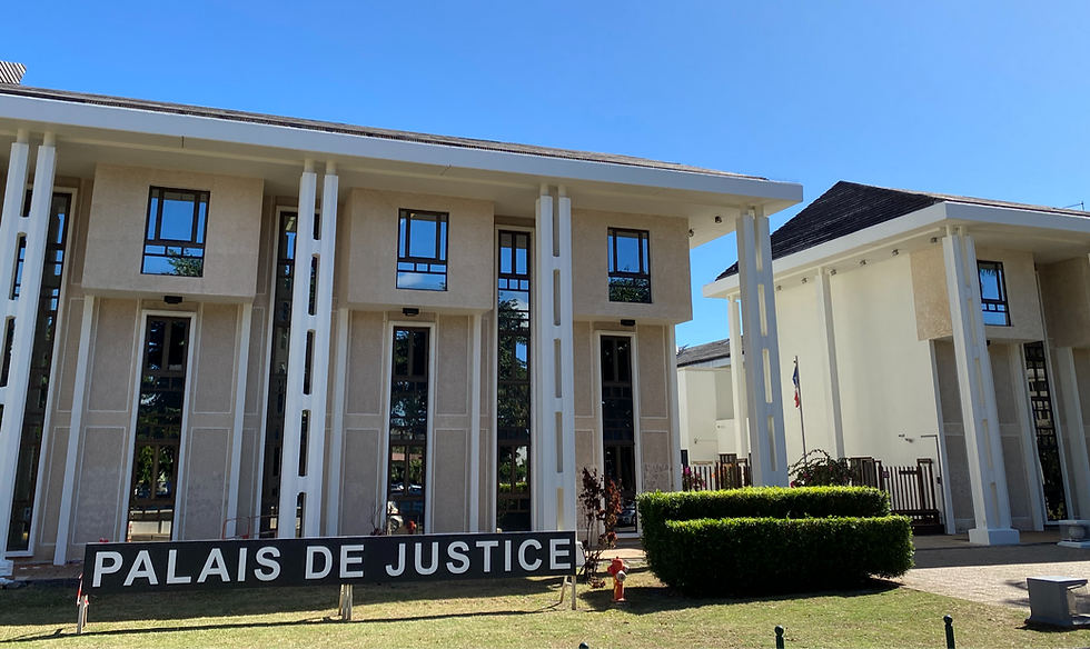 palais justice saint denis ile reunion_edited.png