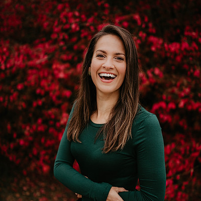 MelissaHeadshot2020-39.jpg