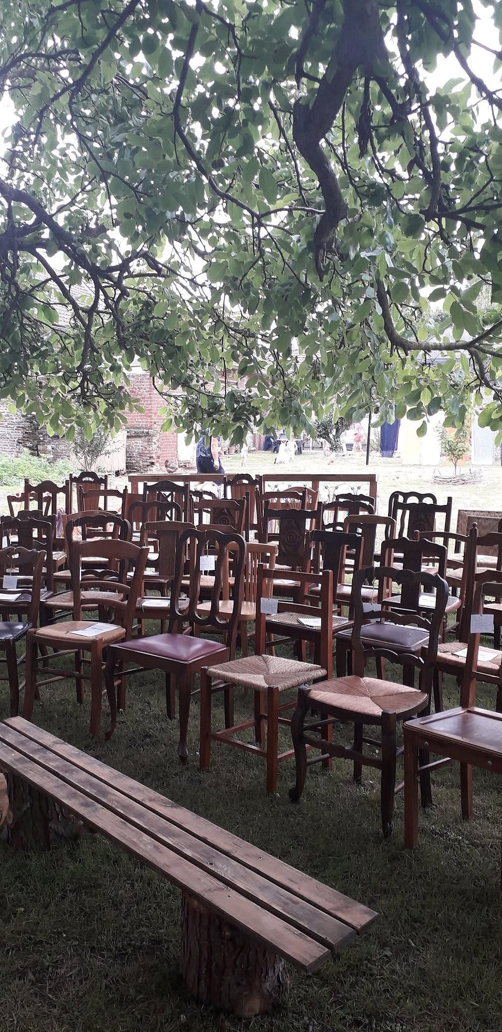 Miniature : Chaises dépareillées