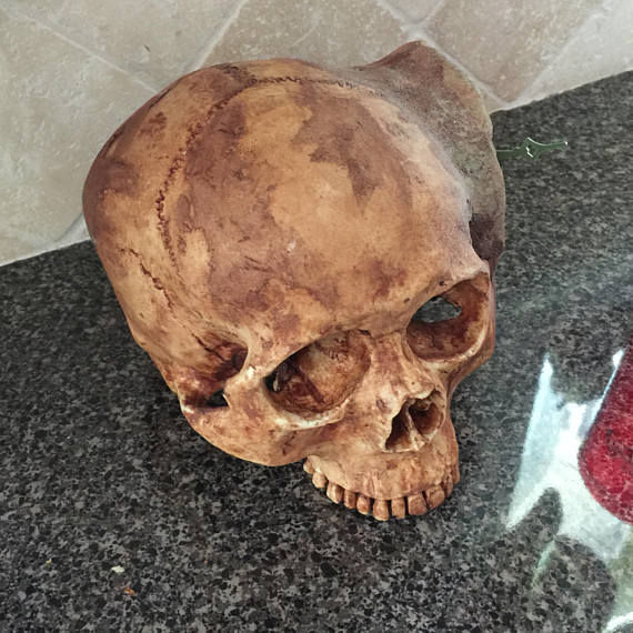 Thumbnail: Human Skull Clock