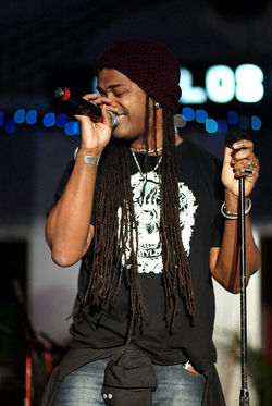 'The Smokin' Jacket', Carlos Cafe, Kingston, Jamaica (03.01.11) (3)
