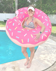 Etta%20donut%202_edited.jpg