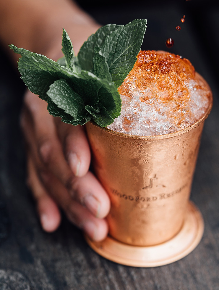 Cocktail aus der Kaituna Bar im H an der Ach Hochzeitslocation in Lingenau, Vorarlberg