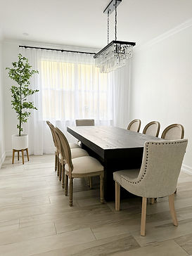 Dinning_edited.jpg