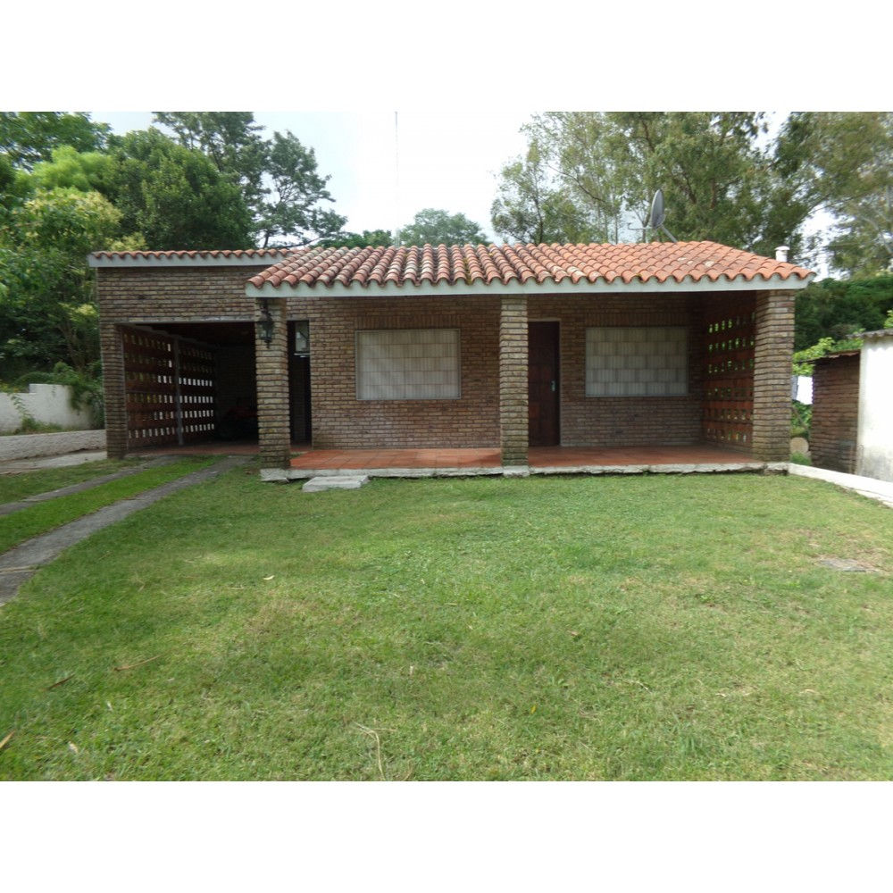 CASA EN PLAYA AZUL PARA 8 PERSONAS.