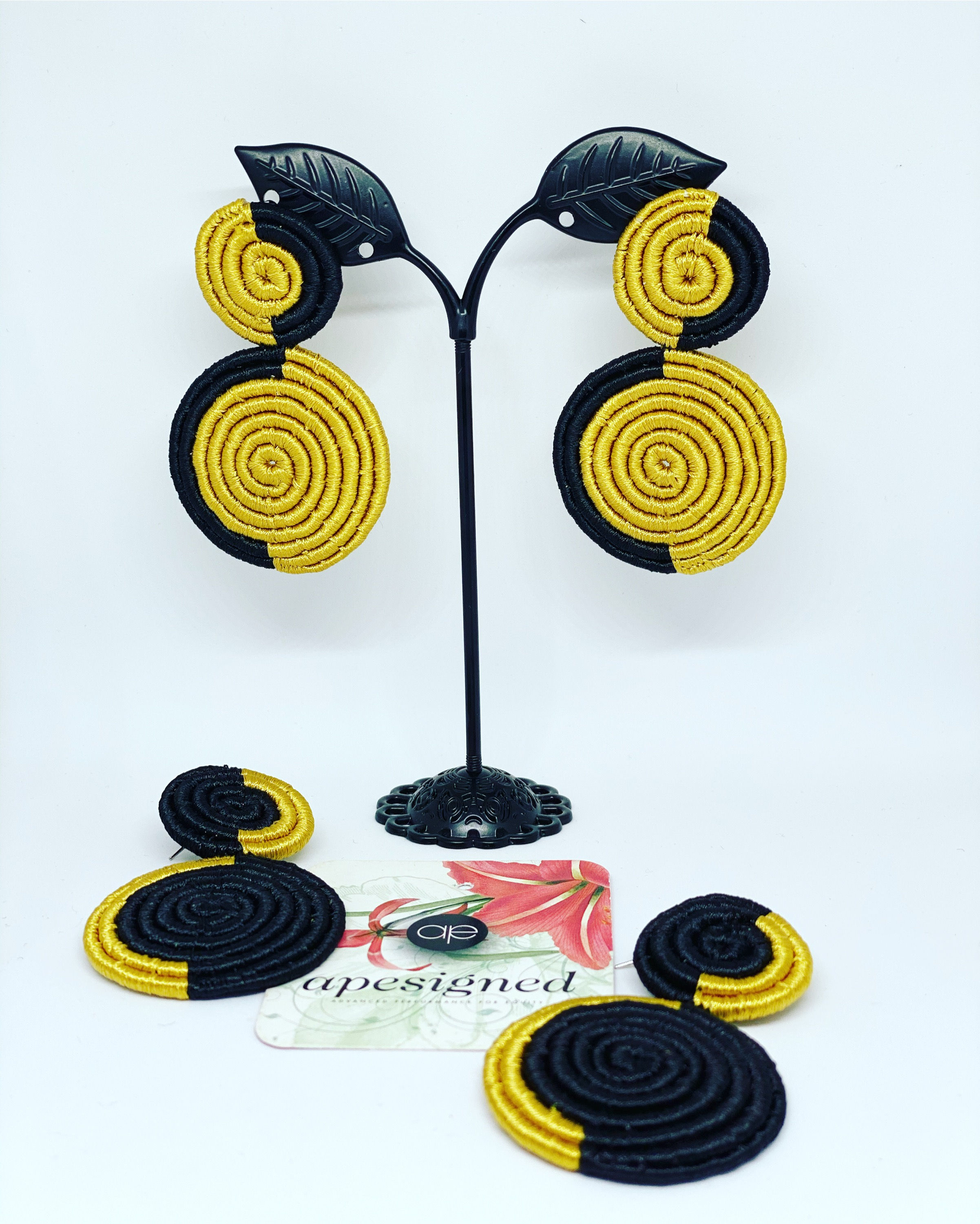 Christine earrings - gold/black