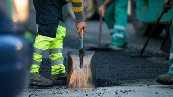 Plaatselijke asfaltvernieuwing Maastrichterweg Lanaken op 10 en 11 juli