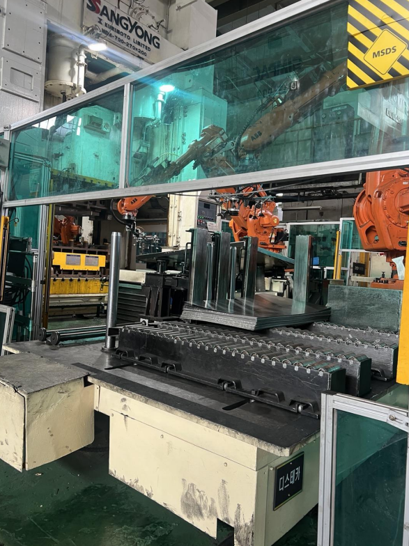 Thumbnail: IMT2711 - Used Ssangyong & Hyundai Tandem Line