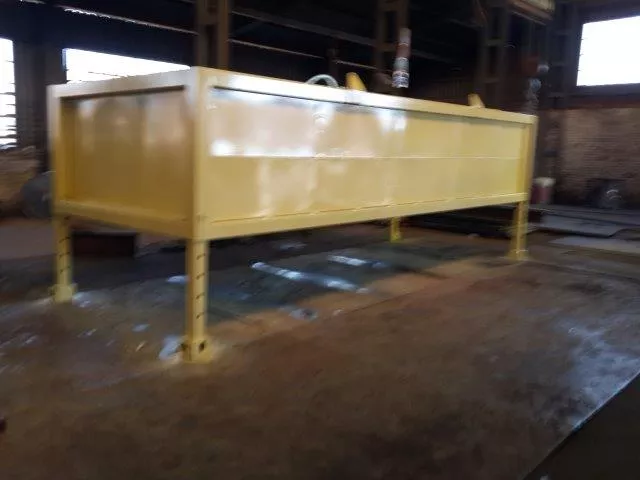 container-lock tanks4