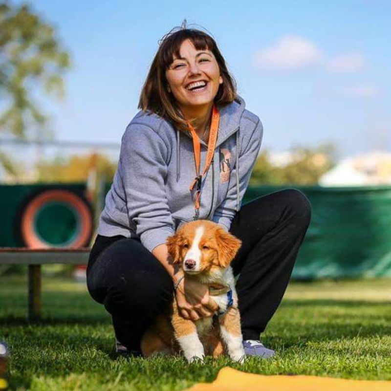 Educatrice cinofila con il cane