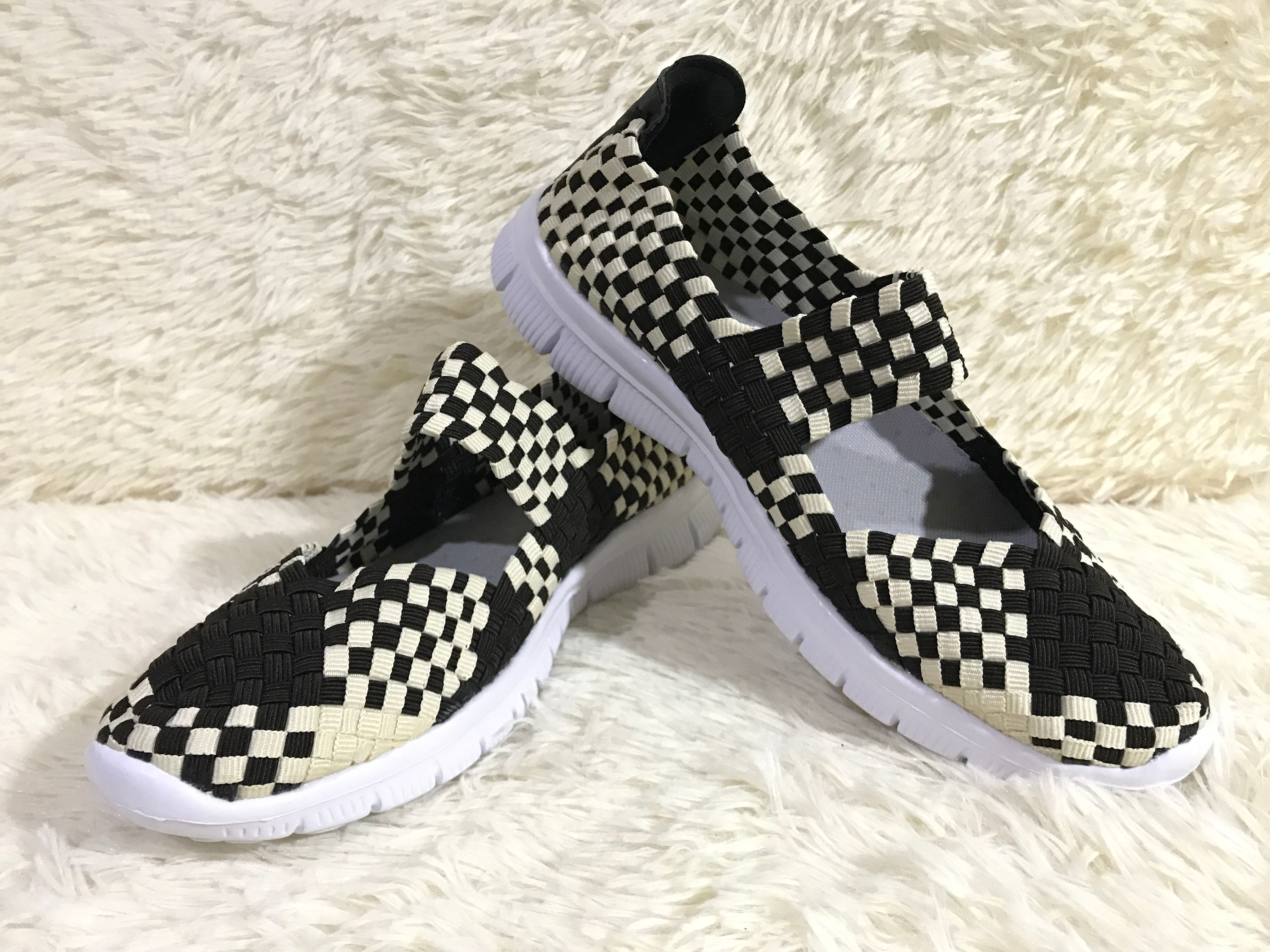 Garter Shoes (Brown 02)