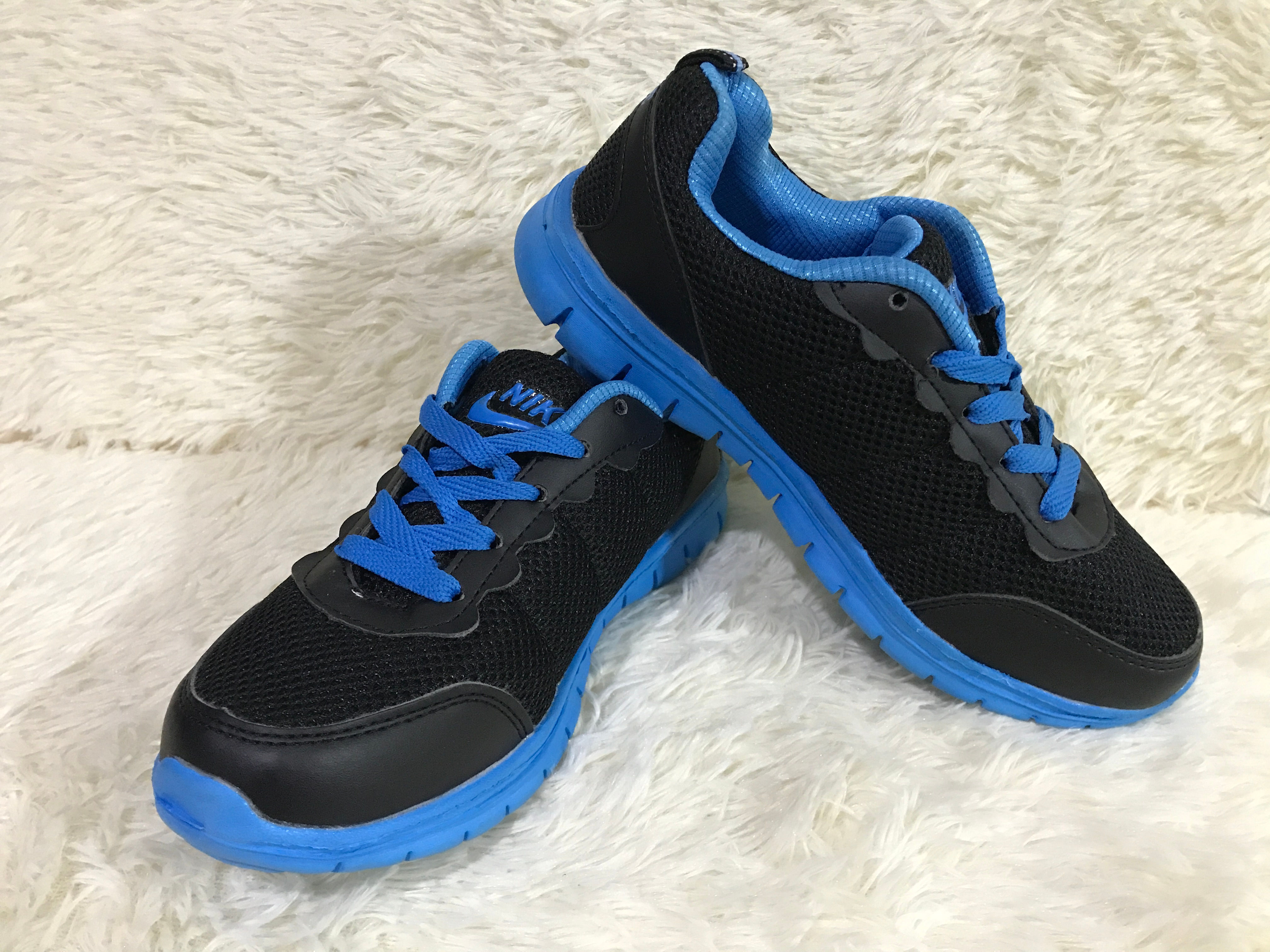 High Quality Nike Shoes (Black/Blue)