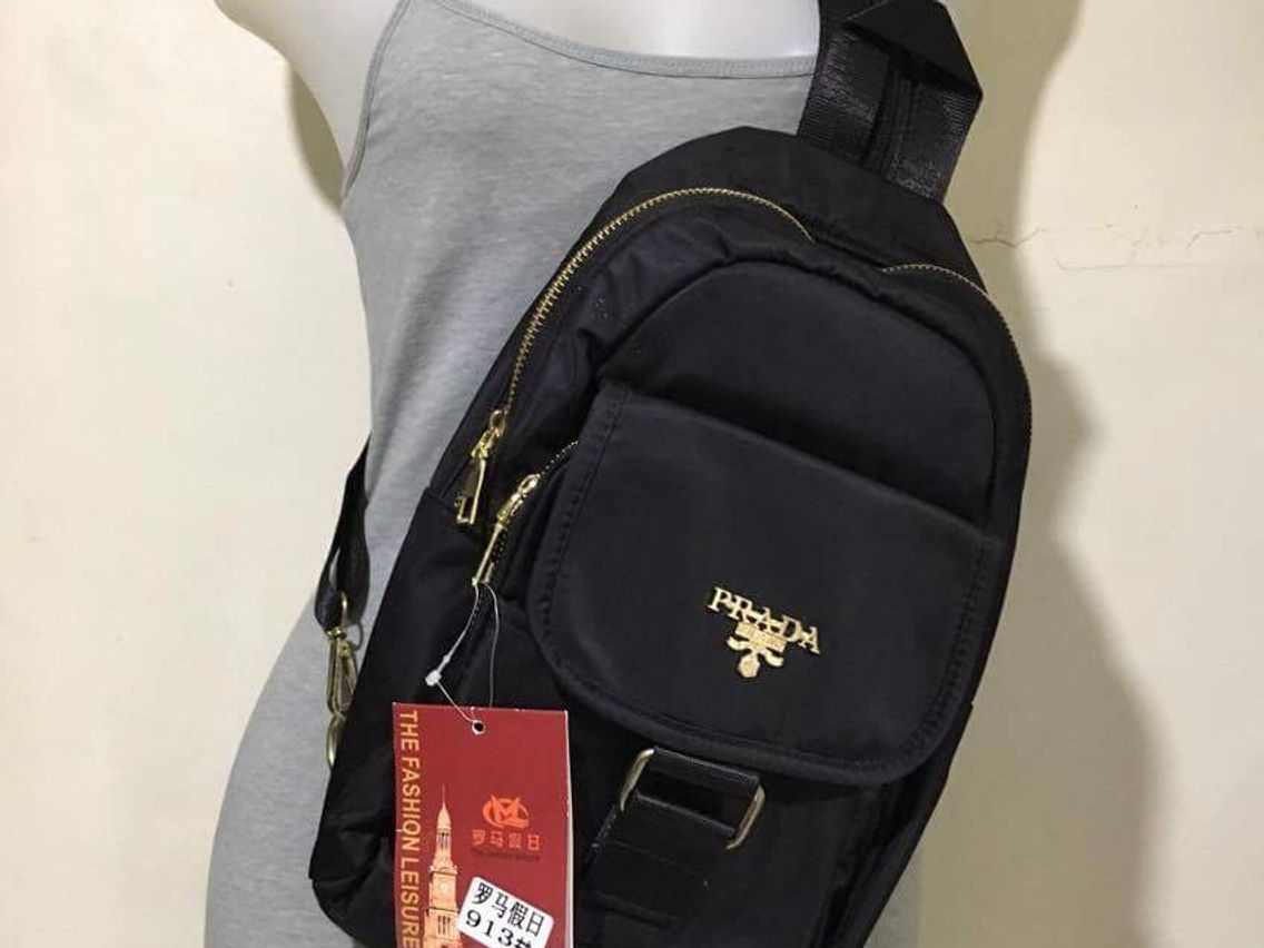 Prada Body Bag (Black)